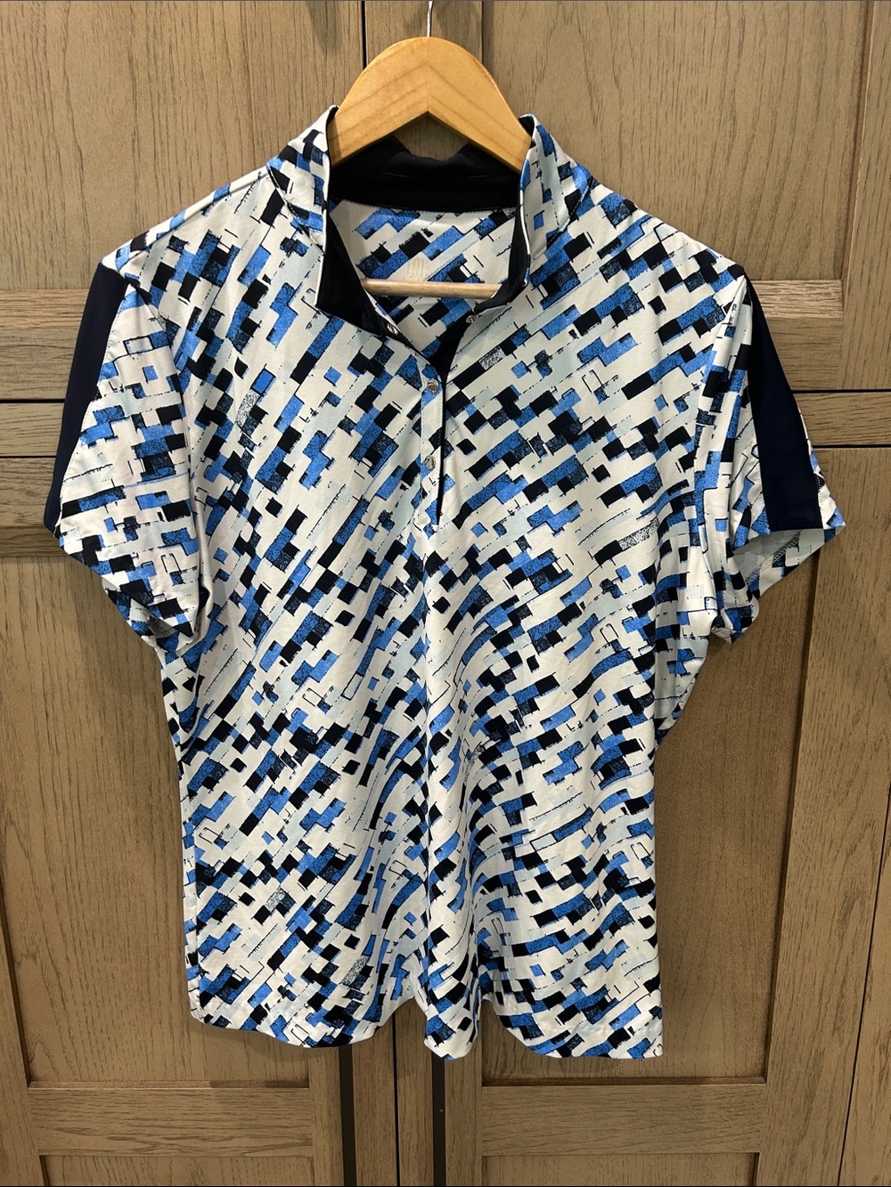 Ladies Short-Sleeve Golf Polo in White and Blue